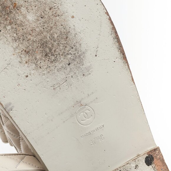 Chanel Light-Grey Lambskin Quilted CC Chain Velcro Dad Sandals - Picture 6 of 13